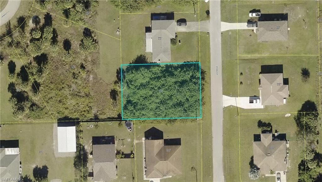 6135 Hester AVE FORT MYERS, FL 33905