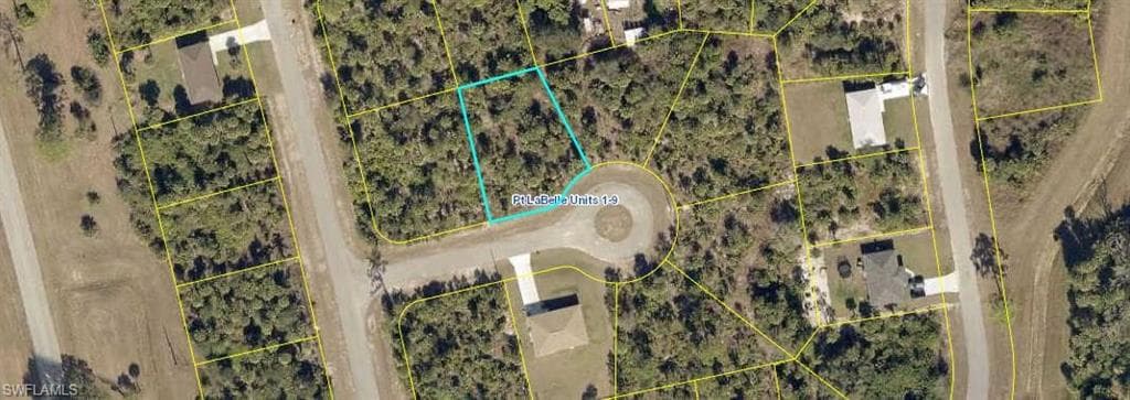 5004 Pace CT LABELLE, FL 33935