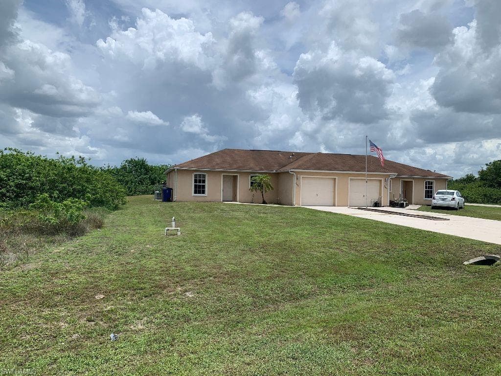 2448 Venice AVE N 2450 LEHIGH ACRES, FL 33971