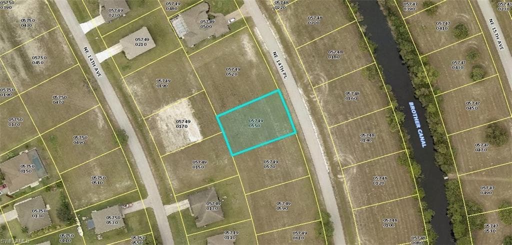 3732 NE 14th PL CAPE CORAL, FL 33909