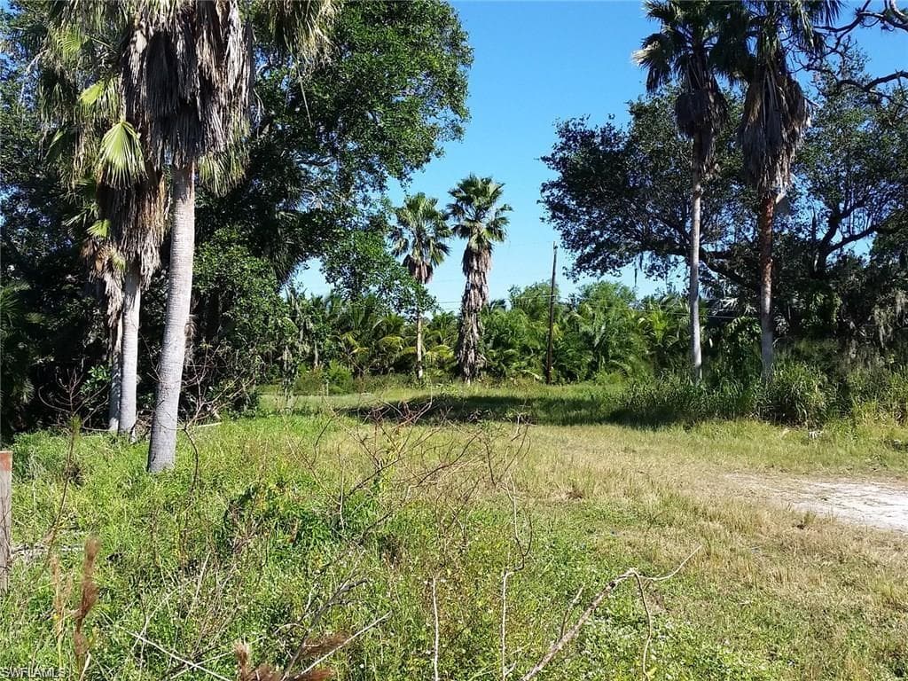5960 Samoa DR BOKEELIA, FL 33922