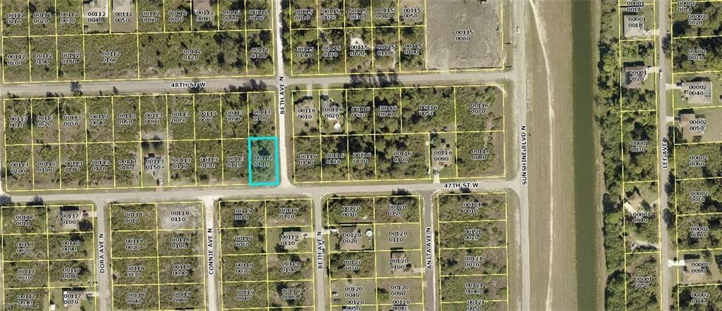 2602 47th ST W LEHIGH ACRES, FL 33971