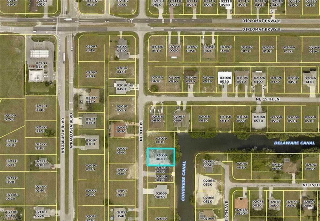 1521 NE 8th PL CAPE CORAL, FL 33909
