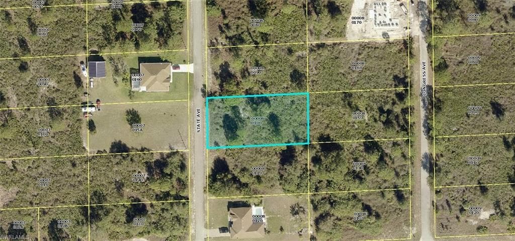 1604 State AVE LEHIGH ACRES, FL 33972