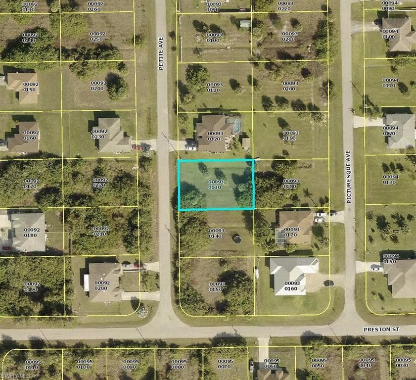 465 Petite AVE LEHIGH ACRES, FL 33974