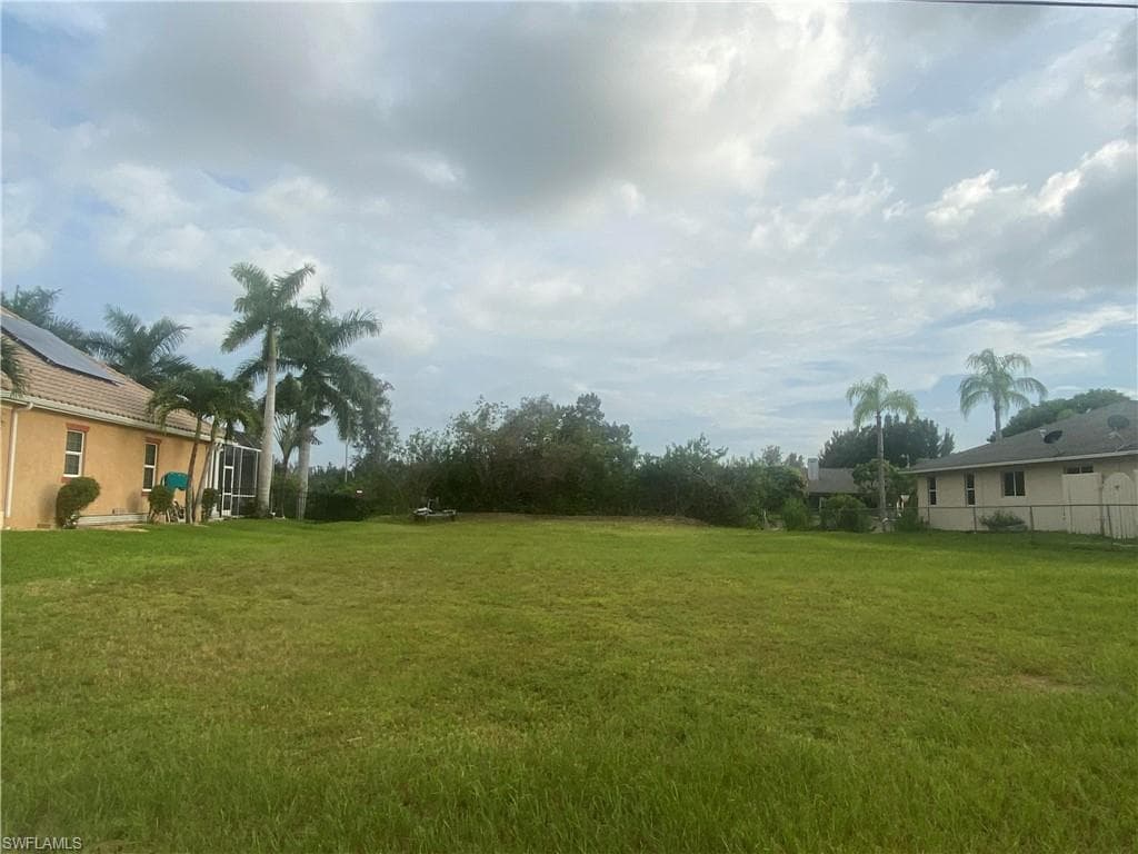 2010 2nd ST CAPE CORAL, FL 33991