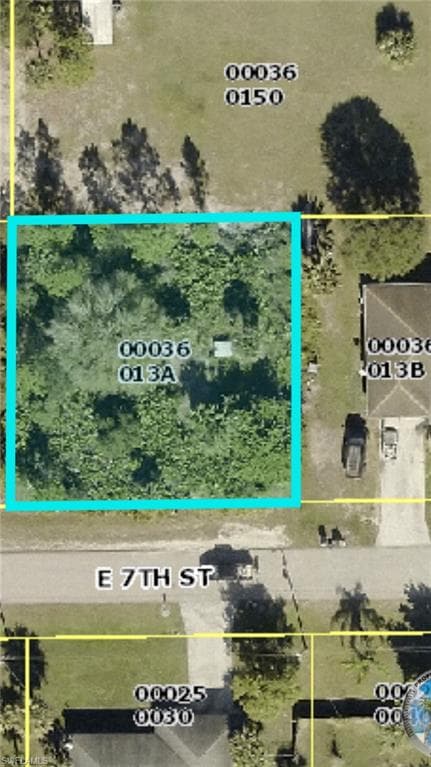1205 7th ST LEHIGH ACRES, FL 33972