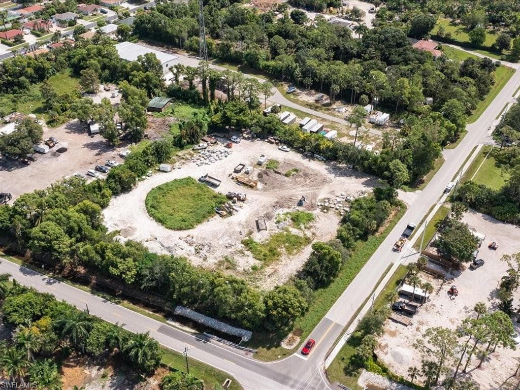 199 Price ST NAPLES, FL 34113