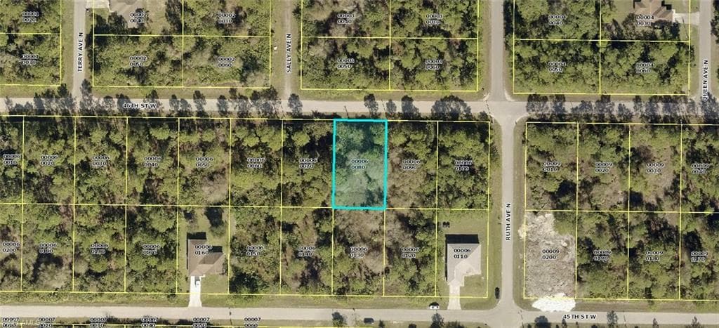 3305 46th ST W LEHIGH ACRES, FL 33971