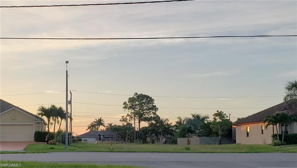 2541 Chiquita BLVD S CAPE CORAL, FL 33914