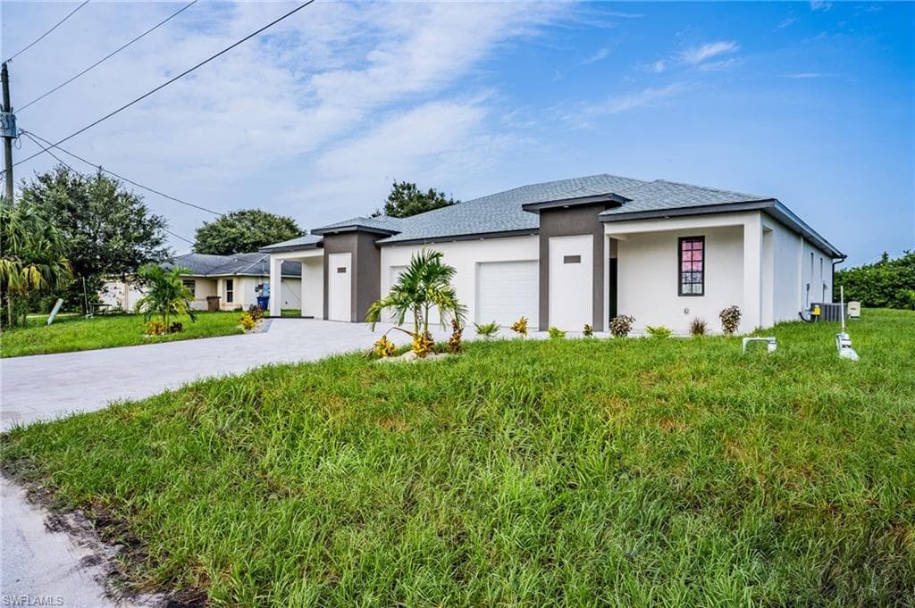 213/215 Hightower AVE S 215 LEHIGH ACRES, FL 33973