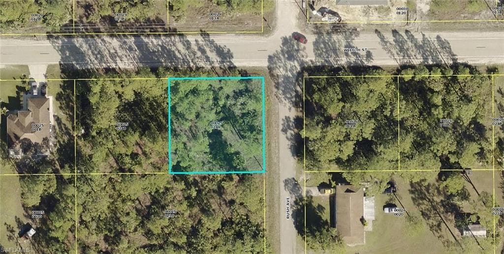1703 W 10th ST LEHIGH ACRES, FL 33972