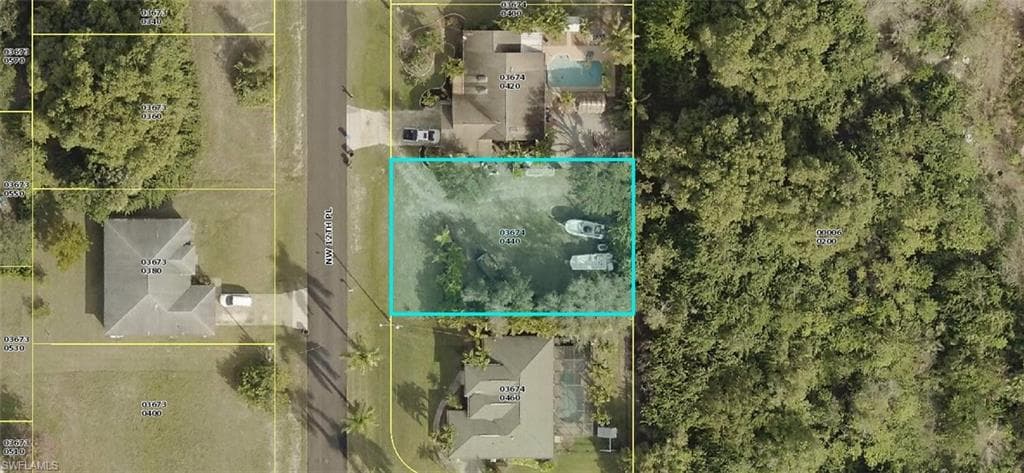 305 NW 12th PL CAPE CORAL, FL 33993