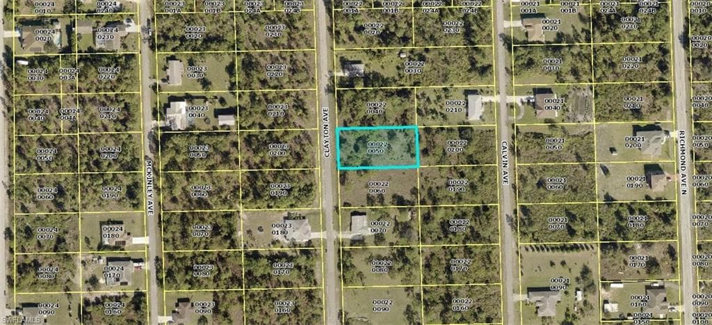 914 Clayton AVE LEHIGH ACRES, FL 33972