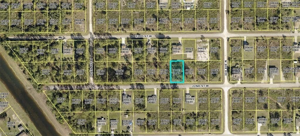 2906 22nd ST W LEHIGH ACRES, FL 33971
