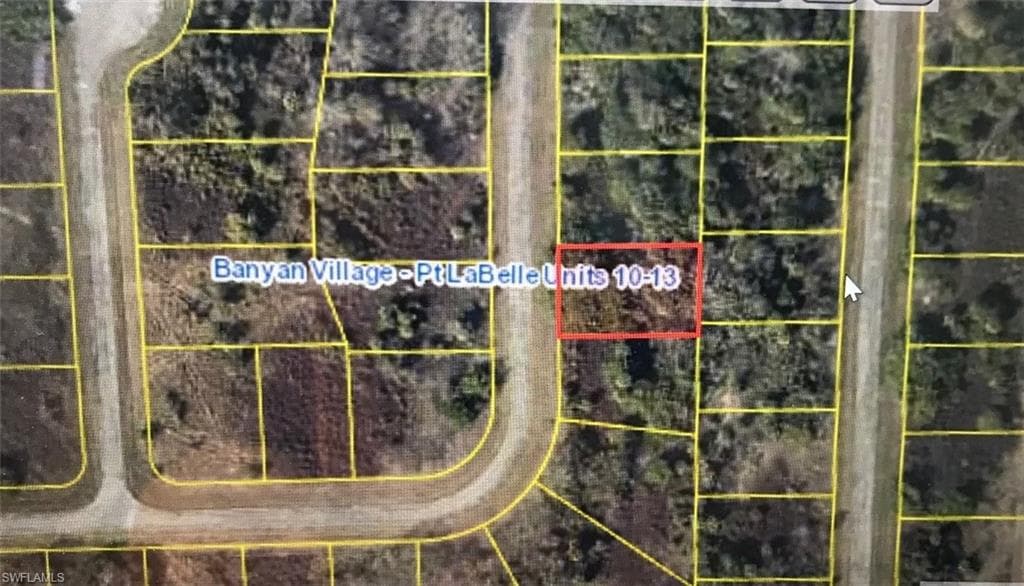 321 Phoenix TER LABELLE, FL 33935