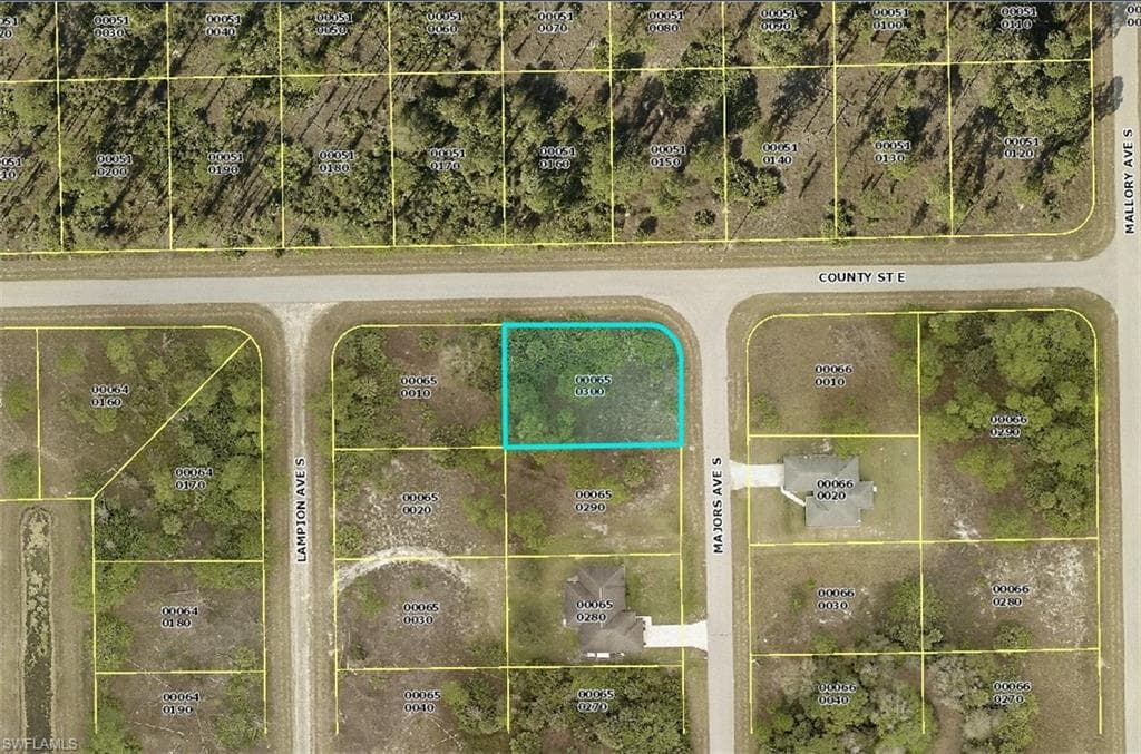 416 Majors AVE S LEHIGH ACRES, FL 33974