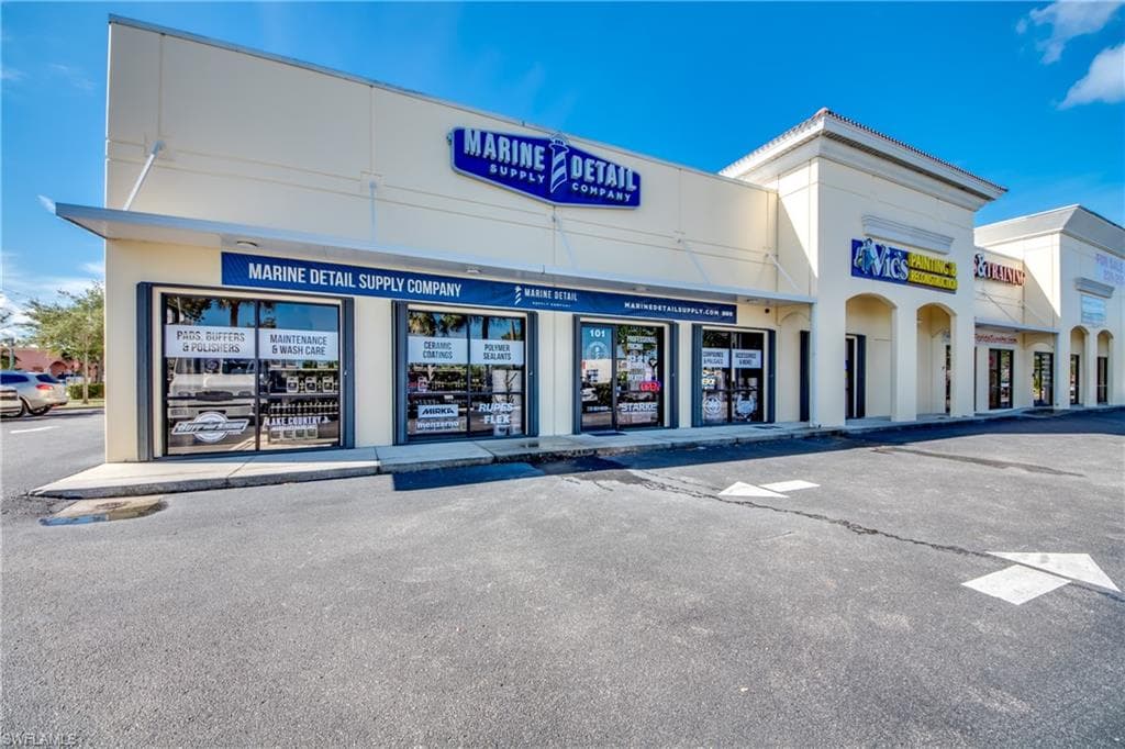 17000 Alico Commerce CT 1800 FORT MYERS, FL 33967