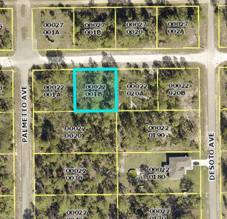 805 W 18th ST LEHIGH ACRES, FL 33972