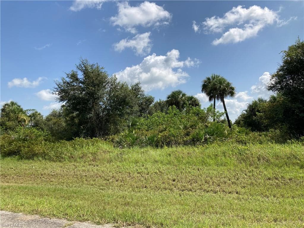 3325 Clearview CIR LABELLE, FL 33935
