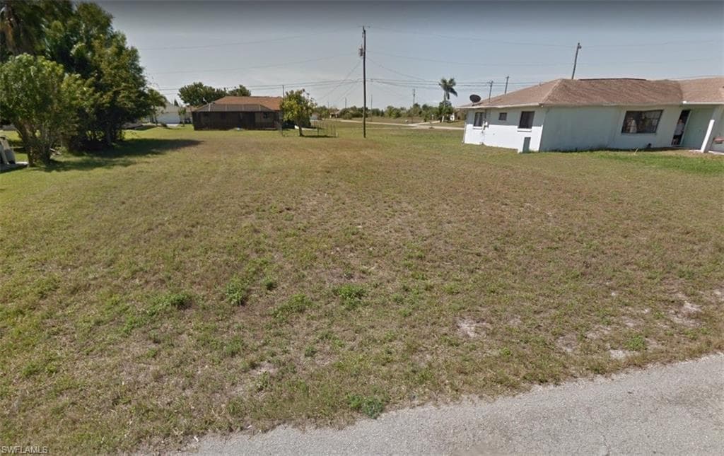 1406 NE 14th TER CAPE CORAL, FL 33909
