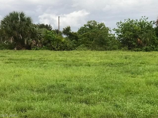 905 NW 12th PL CAPE CORAL, FL 33993