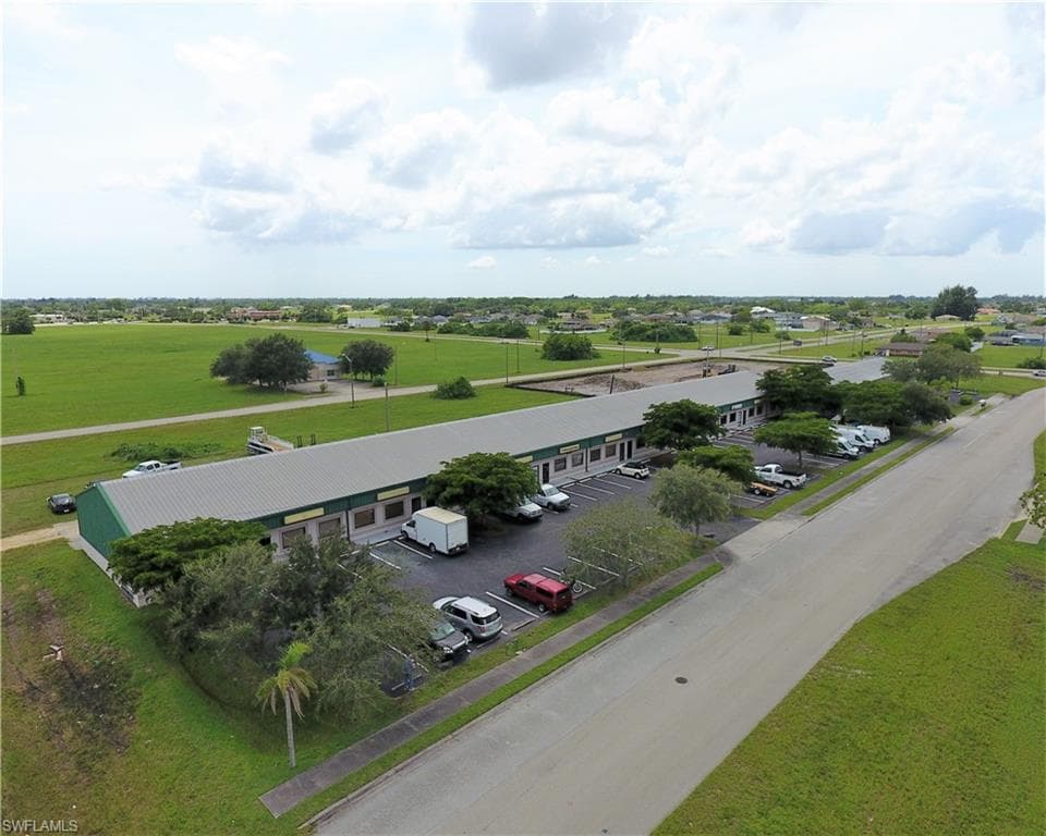 836 NE 7th TER 10 CAPE CORAL, FL 33909