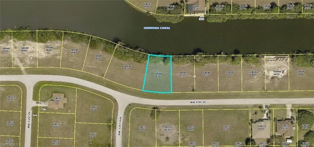 3009 NW 9th ST CAPE CORAL, FL 33993