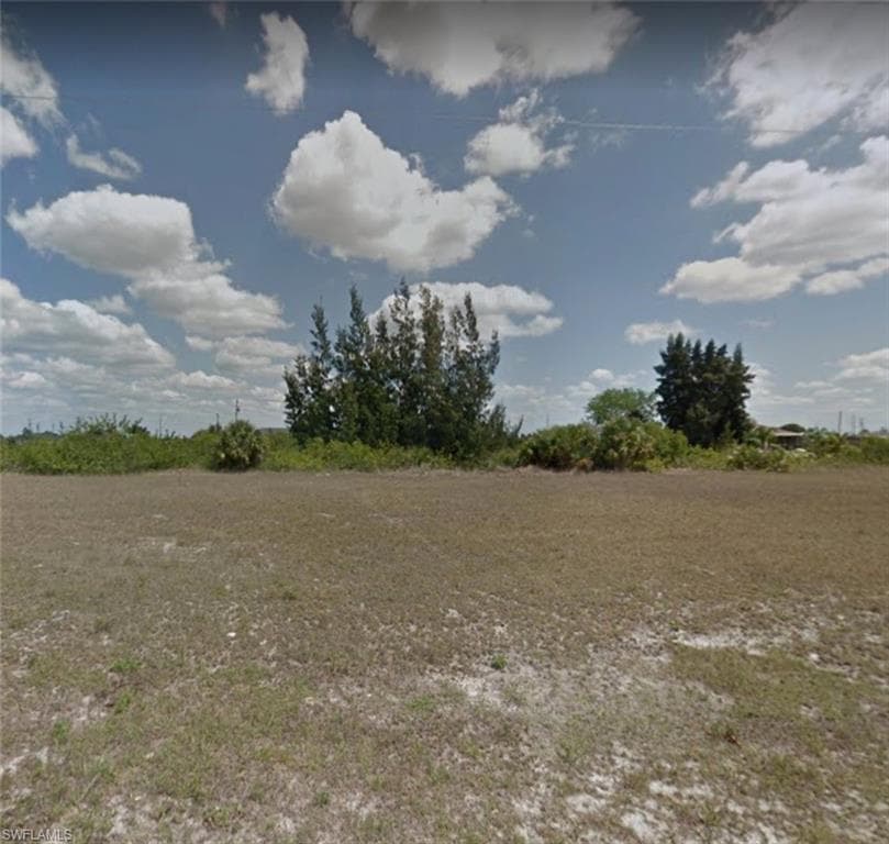 2115 NW 2nd PL CAPE CORAL, FL 33993