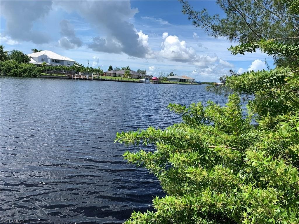 4330 NW 33rd LN CAPE CORAL, FL 33993