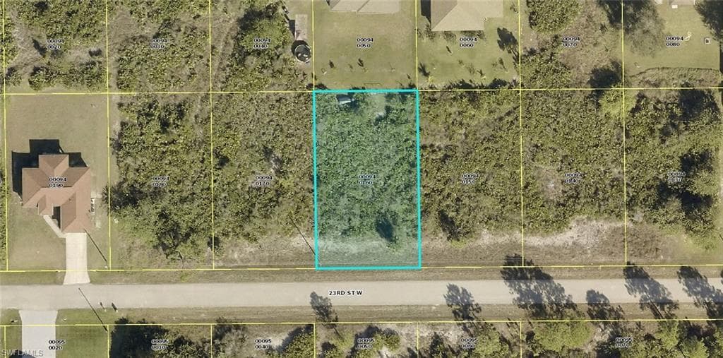 2510 23rd ST W LEHIGH ACRES, FL 33971