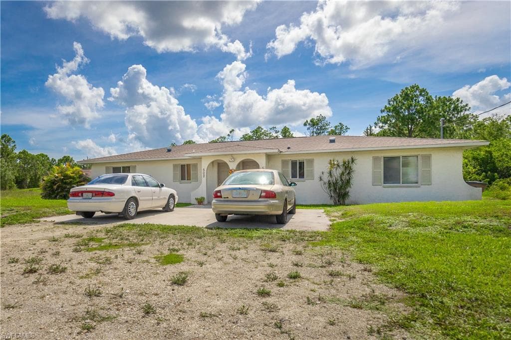 500/502 Bell BLVD S LEHIGH ACRES, FL 33974