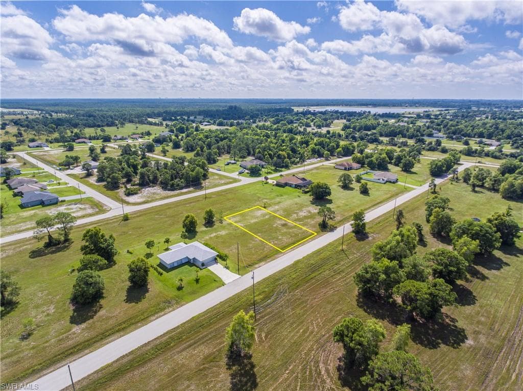 4737 NW 38th PL CAPE CORAL, FL 33993