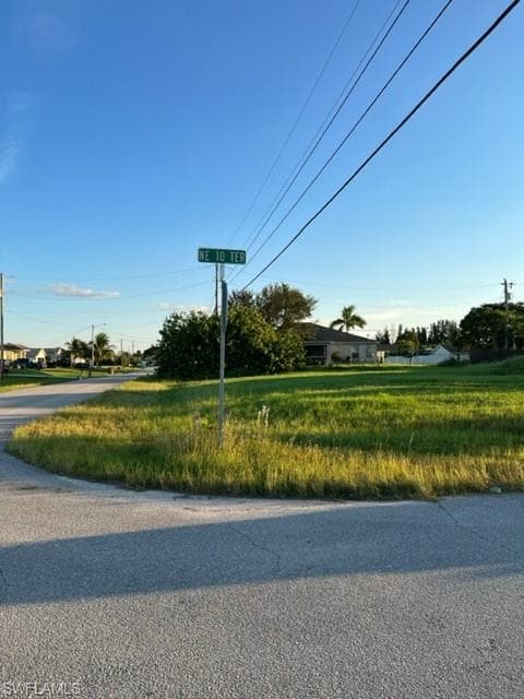 344 NE 10th TER CAPE CORAL, FL 33909