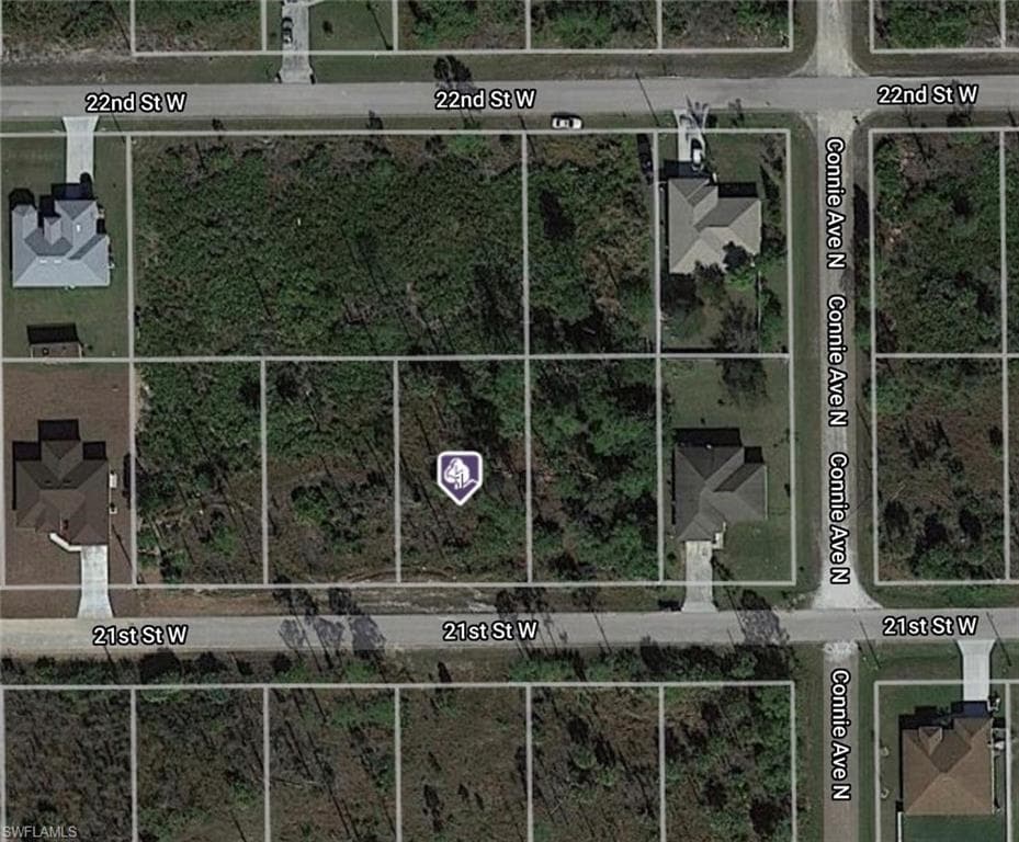 2612 21st ST W LEHIGH ACRES, FL 33971