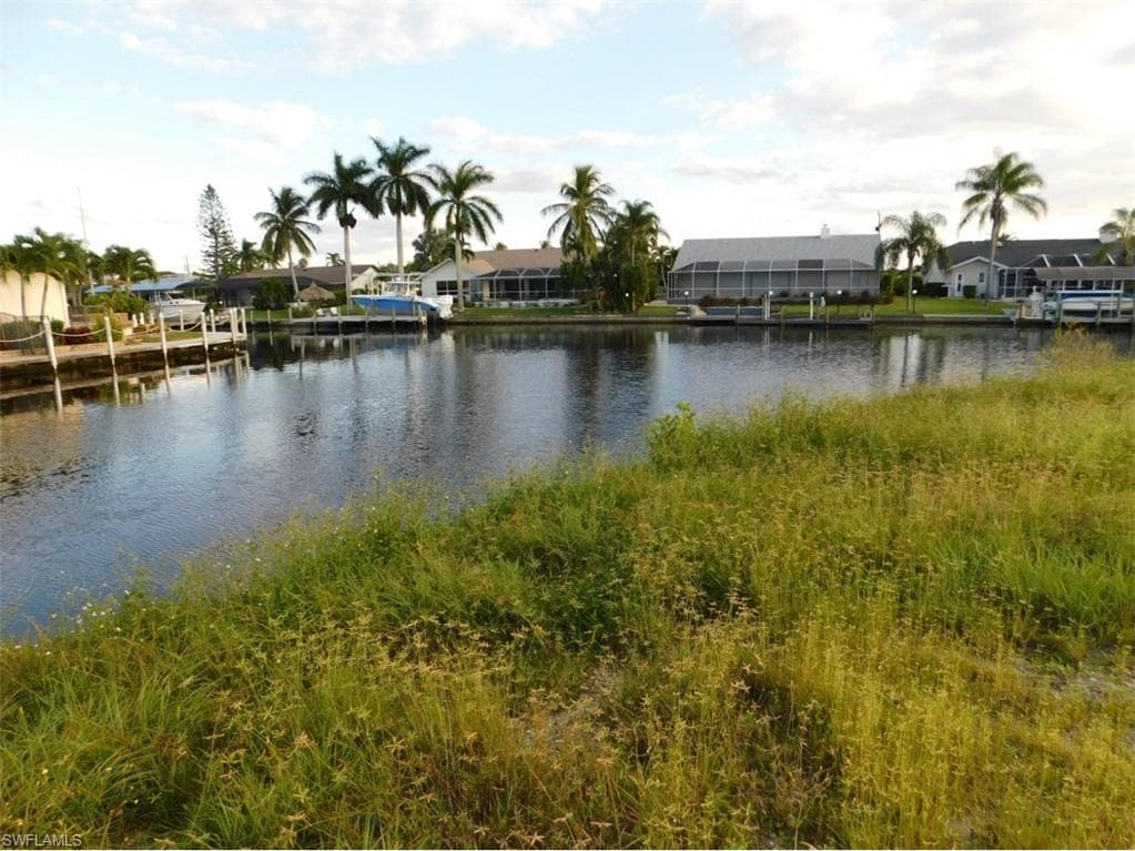 5339 SW 11th CT CAPE CORAL, FL 33914