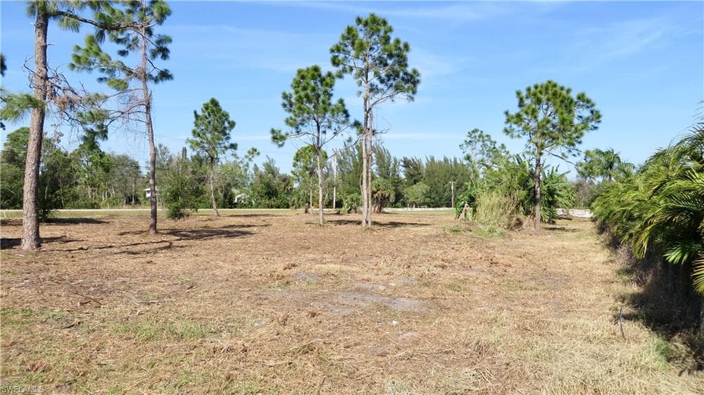 6490 Meadow LN BOKEELIA, FL 33922