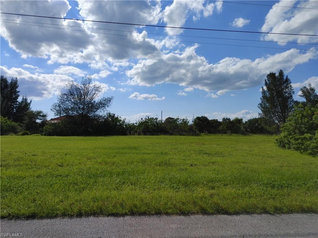 920 NE 1st PL CAPE CORAL, FL 33909