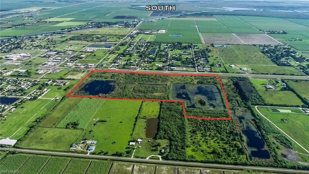 1210 U S Highway 27 MOORE HAVEN, FL 33471