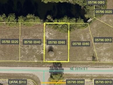 2317 NE 39th ST CAPE CORAL, FL 33909