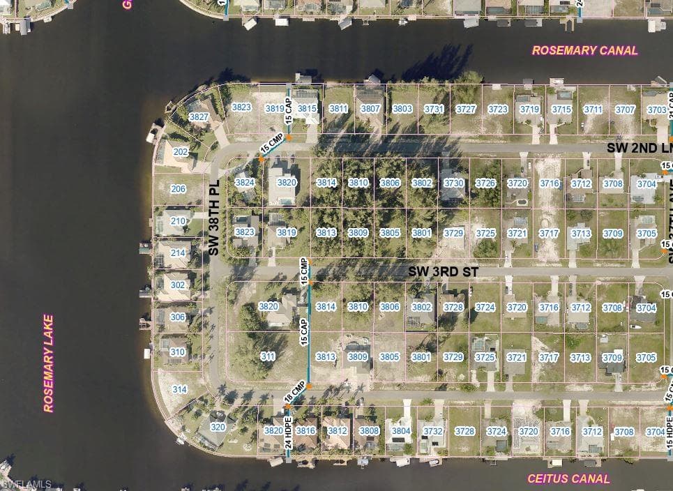 3813 SW 3rd ST CAPE CORAL, FL 33991