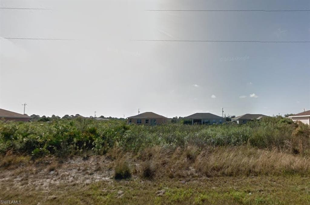 2505 27th ST W LEHIGH ACRES, FL 33971