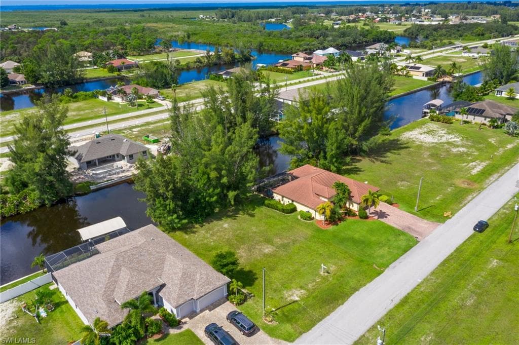 1636 NW 39th AVE CAPE CORAL, FL 33993