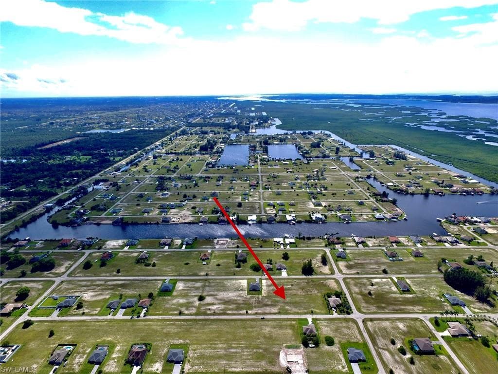 4322 NW 34th TER CAPE CORAL, FL 33993