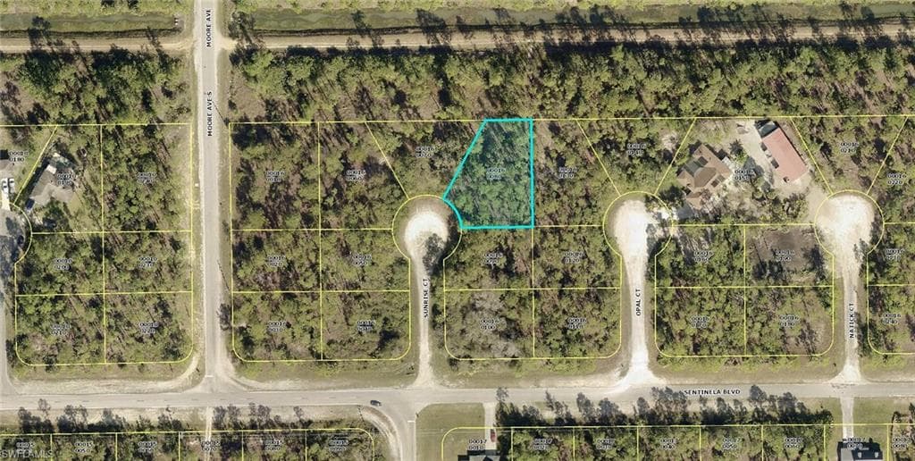 103 Sunrise CT LEHIGH ACRES, FL 33974