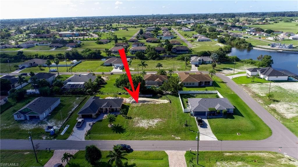 1306 SW Embers TER CAPE CORAL, FL 33991