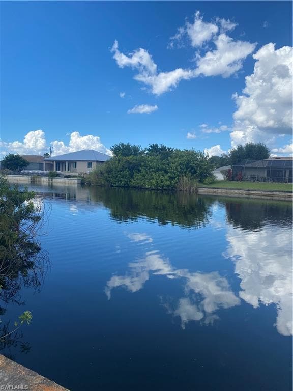 2925 Diplomat PKY W CAPE CORAL, FL 33993