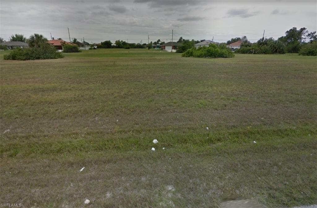 2720 Embers PKY W CAPE CORAL, FL 33993