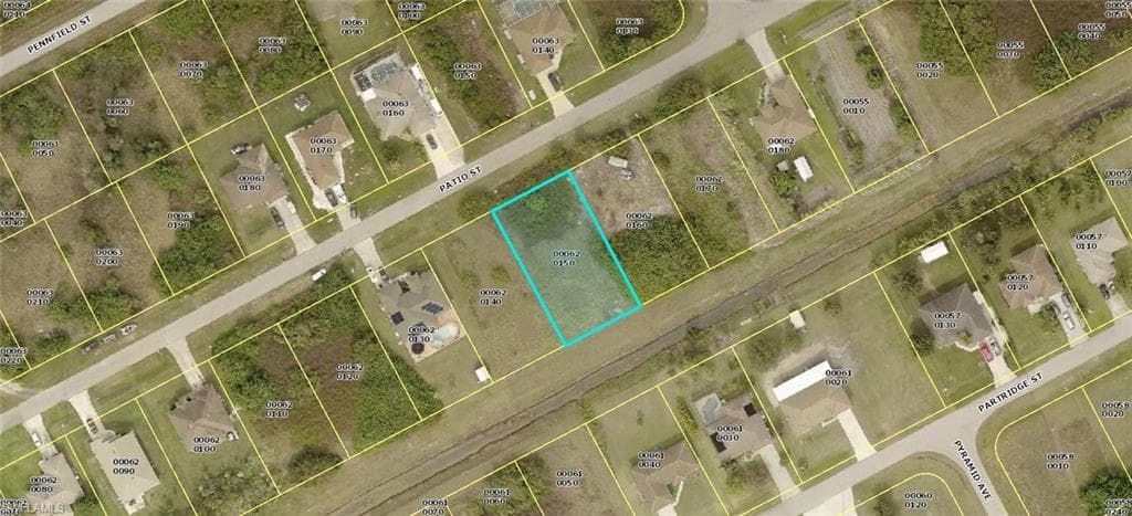 156 Patio ST LEHIGH ACRES, FL 33974