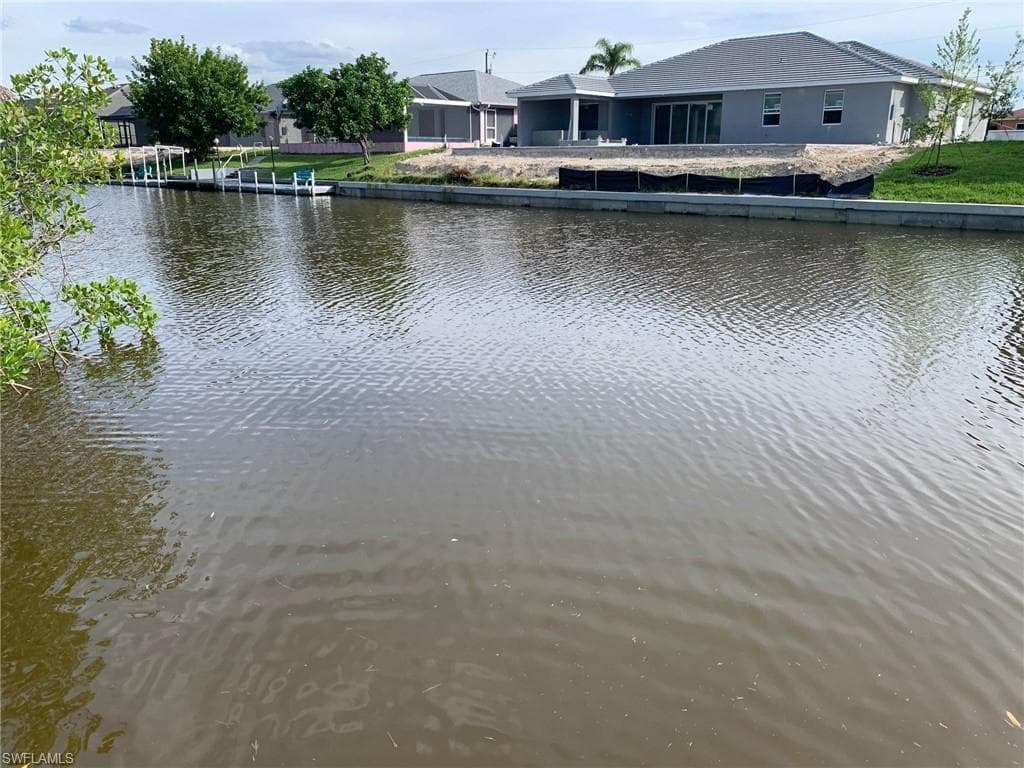 1426 Mohawk PKY CAPE CORAL, FL 33914
